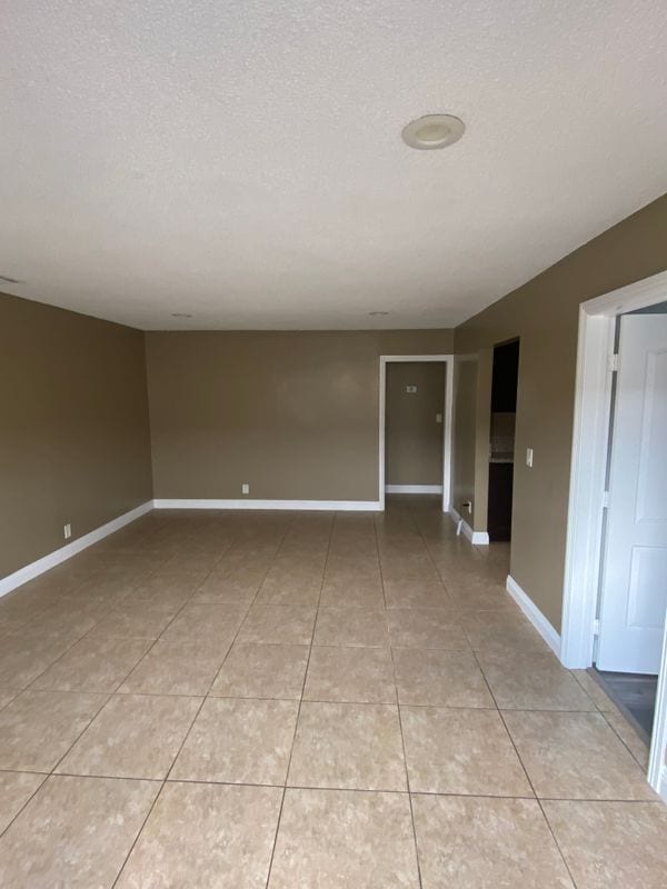 Foto del edificio - 1453 W 108th St