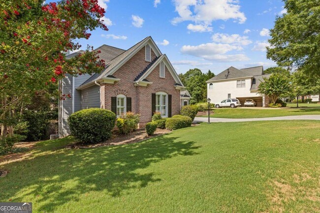 Building Photo - 3710 Somerset Ridge
