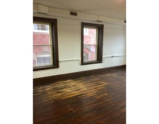 Building Photo - 20 Merrimac Square