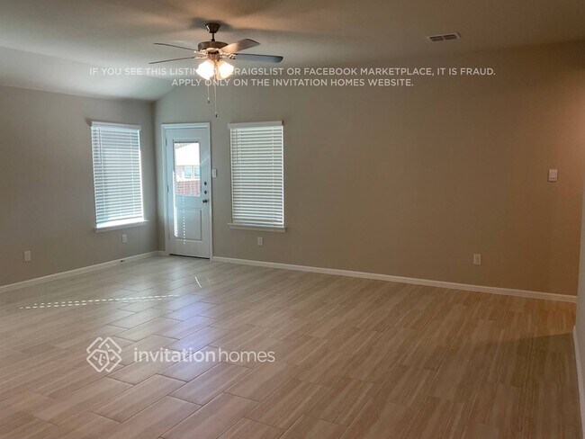 Foto del edificio - 436 Kaufman Dr