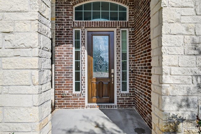 Building Photo - 16114 Sydneyann Dr