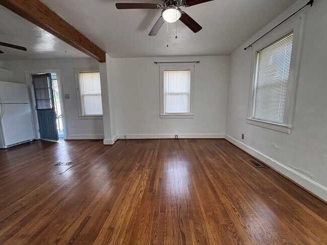 Foto del edificio - 950 Morgan Ave SE