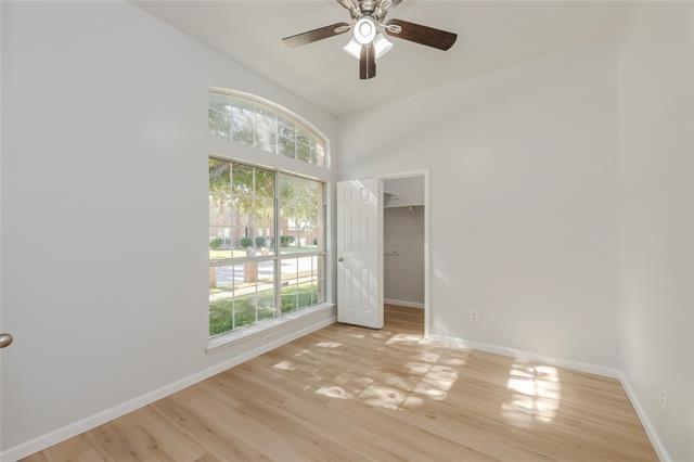 Building Photo - 9208 Clearview Dr