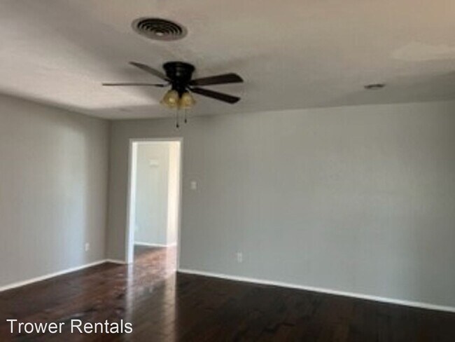 Building Photo - 3 br, 2 bath House - 4400 Gulf Ave
