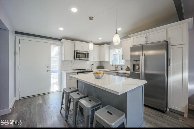 Building Photo - 16807 E Gunsight Dr