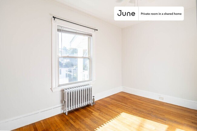 Foto del edificio - Room in Shared 7 bed/2 bath home in Brighton