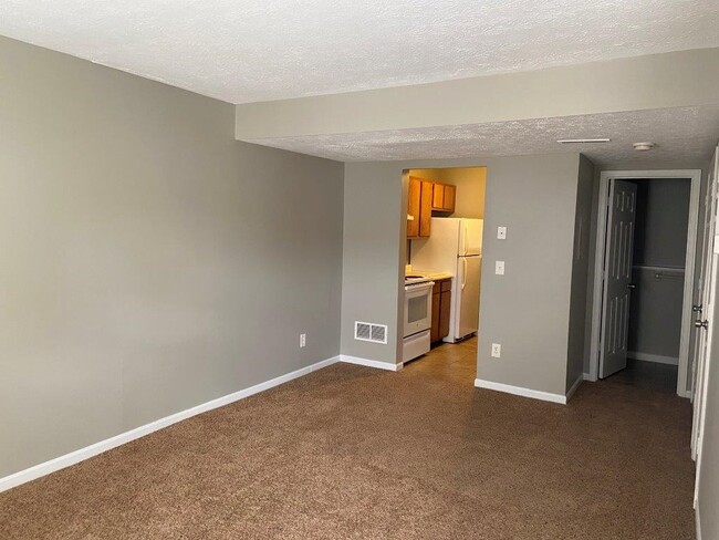 Building Photo - 2632 Crisnic Ct