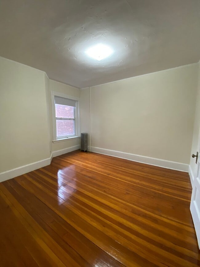 Photo - 1595 Beacon Street House