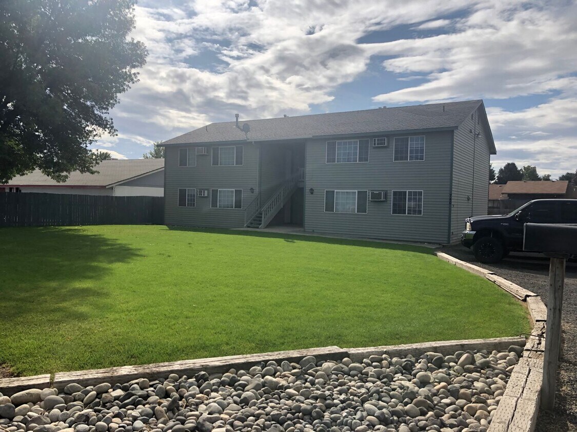 Foto principal - 740 F St SW