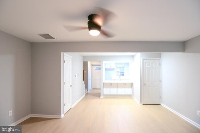 Building Photo - 14470 Cool Oak Ln