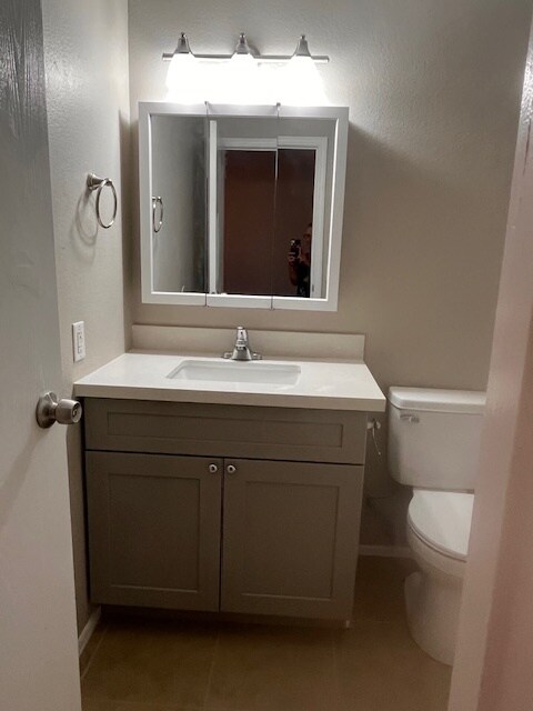 Baño principal - 6213 E Greenway St