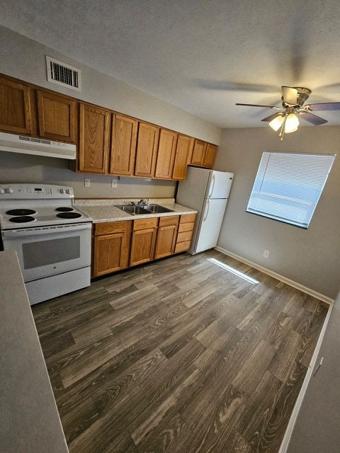 kitchen - Hillview Manor