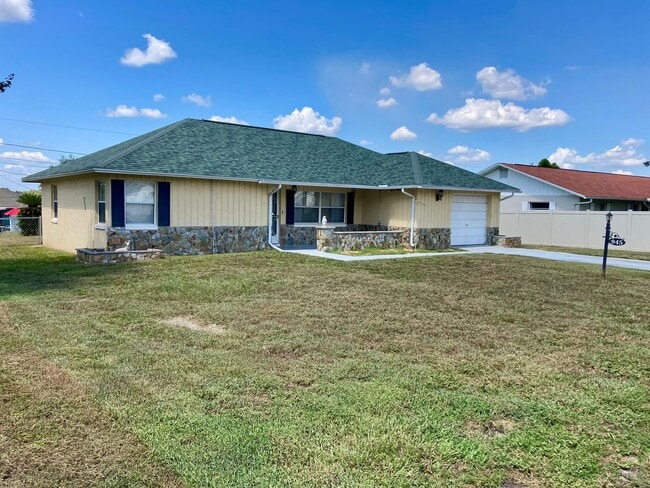 Foto del edificio - Available soon! 2 bedroom, 1.5 bath home w...