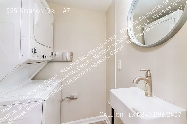 Foto del edificio - 525 Stinson Dr