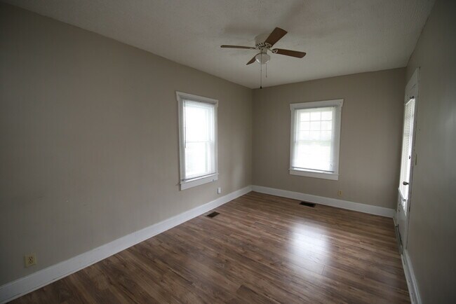 Building Photo - Genrmantown 2br House for rent