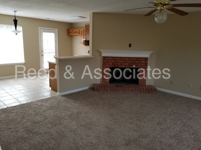 Building Photo - 6447 Amberwood Dr