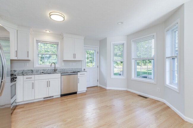 Photo - 2 Pumpkin Cir Townhome