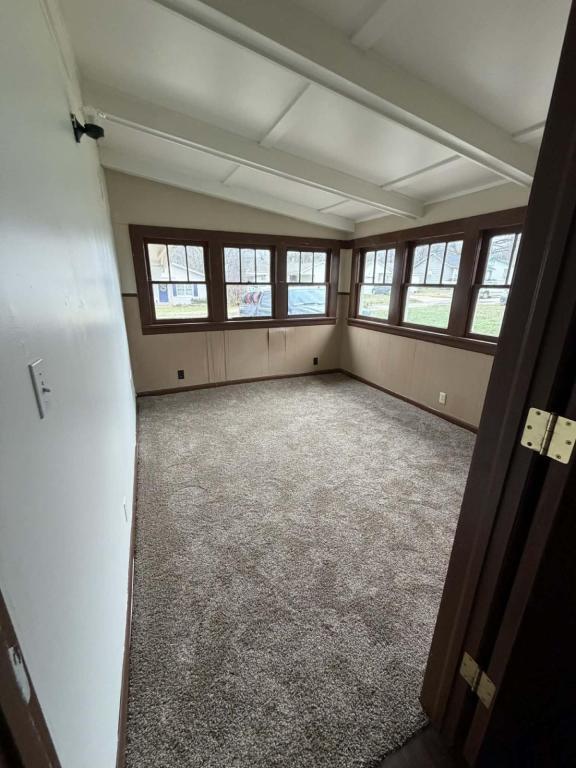 Foto del edificio - 803 E 3rd St