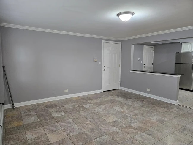 Building Photo - 10105 Hartford Ct