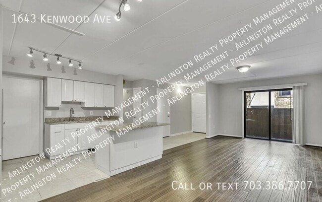 Building Photo - 1643 Kenwood Ave