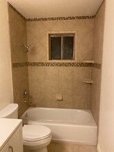 Building Photo - 918 Hayden Rd