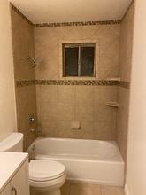 Building Photo - 918 Hayden Rd