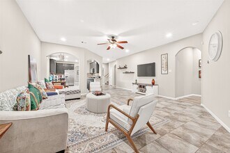 Building Photo - 20702 Sommerset Branch Ct