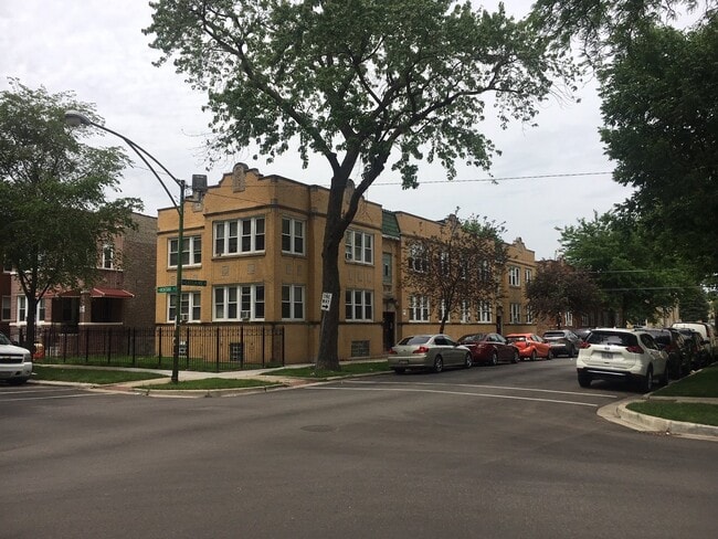 Building Photo - 5102 W Montana St