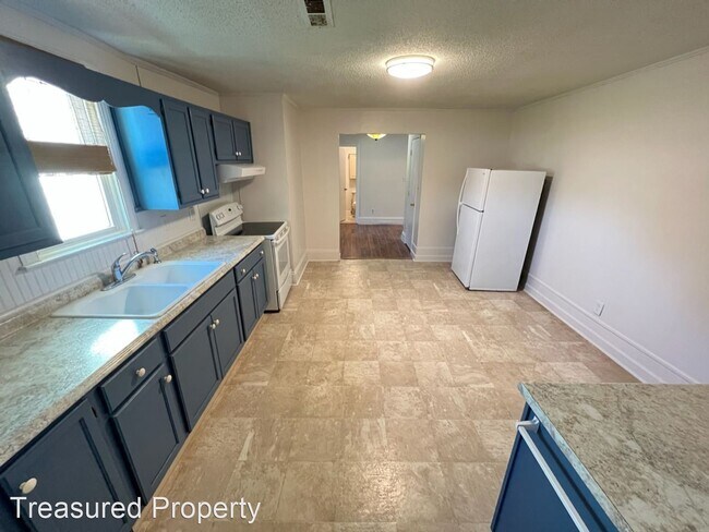 Foto del edificio - 3 br, 1 bath House - 108 W Garner Rd
