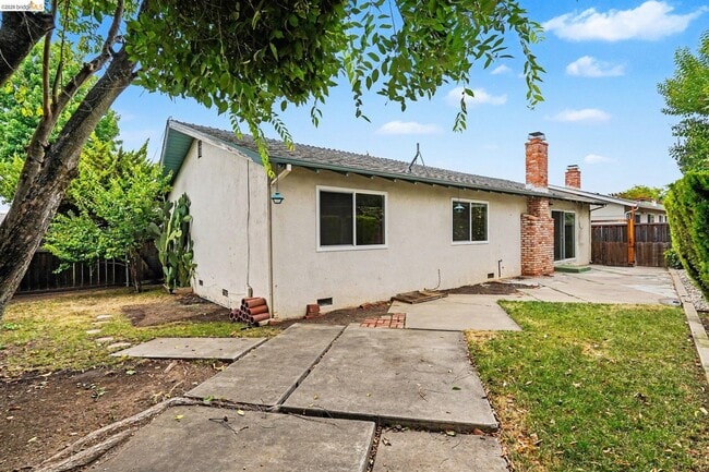 Foto del edificio - 1359 Anza Way