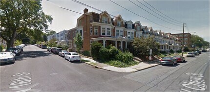 Building Photo - 1602 W Chew St