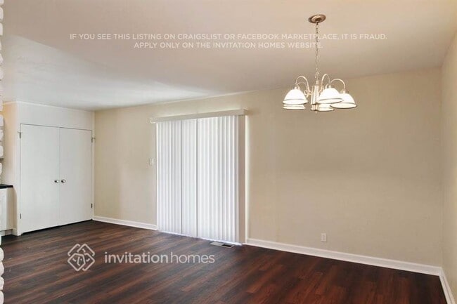 Building Photo - 3000 Phillips Ct