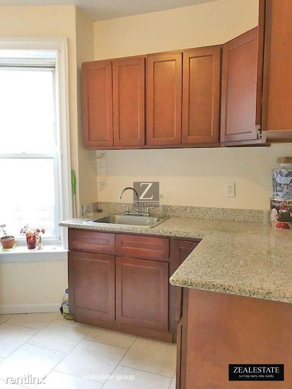 Building Photo - 1 br, 1 bath Apartment - 343 63rd St 1