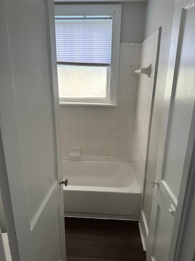 Bathroom - 1901 1st St