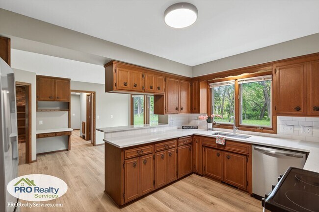 Foto del edificio - Recently Remodeled 4 Bedroom Home