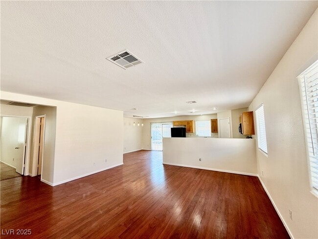 Building Photo - 4912 River Splash Ave