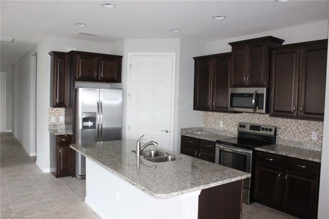 Building Photo - 3119 Amadora Cir