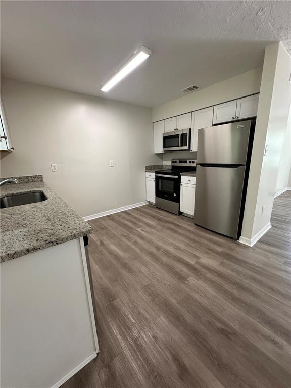 Building Photo - 1343 Croyle Dr
