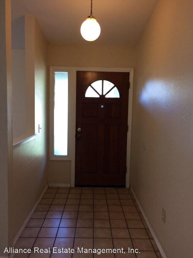 Building Photo - 3 br, 2 bath House - 38 Quista Drive