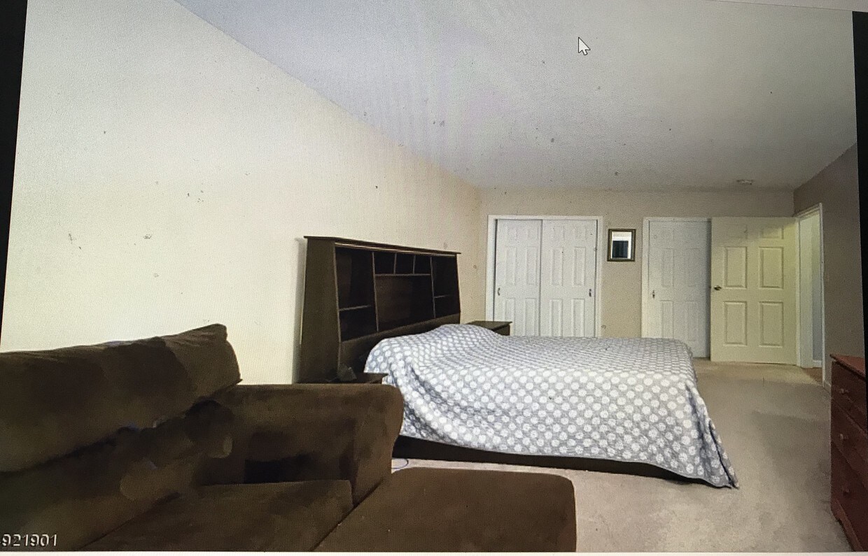 521 Andria Ave Unit 197, Hillsborough Township, NJ 08844 Condo for