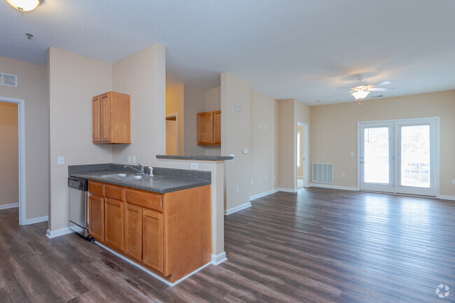 Interior Photo - Magnolia House