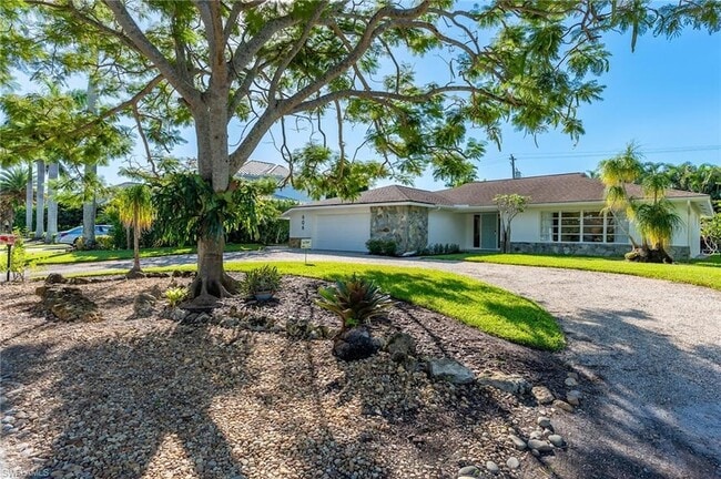 Building Photo - 606 Wedge Dr