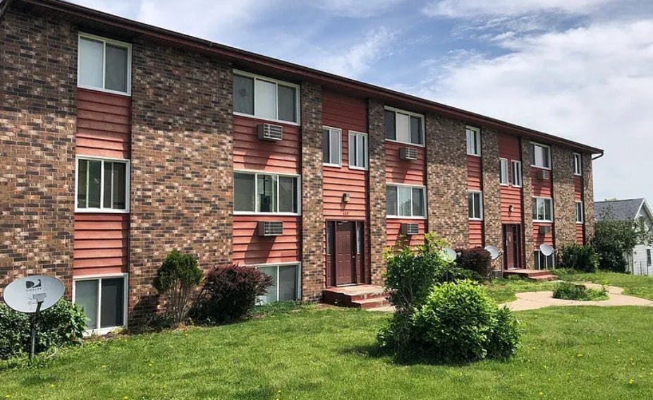 Primary Photo - 16th Avenue Apartments