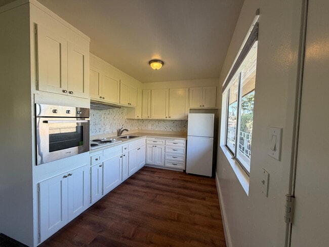 Building Photo - 2210 San Jose Ave