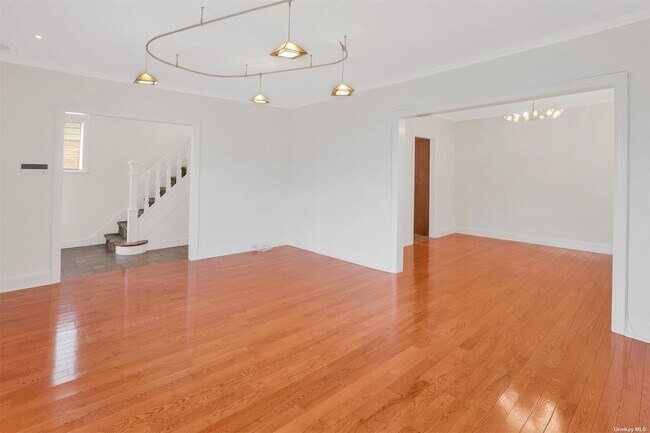 Foto del edificio - 166-36 23rd Ave