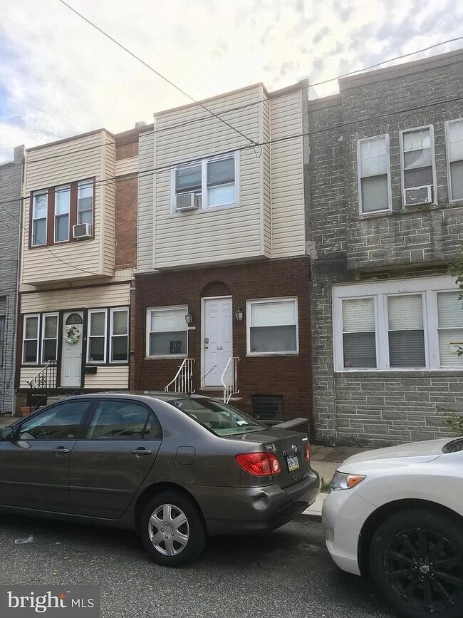 Photo - 2202 S Woodstock St Philadelphia, PA 19145 House
