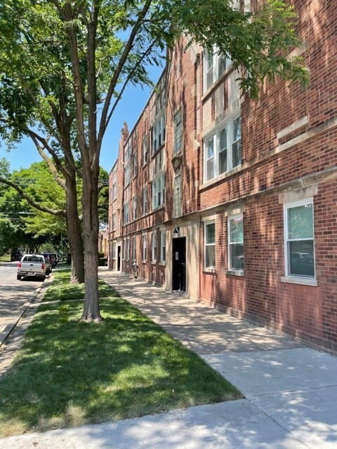 5202 W Parker - 5202 W Parker Ave
