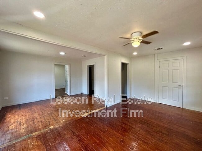 Building Photo - 7041 Penny St