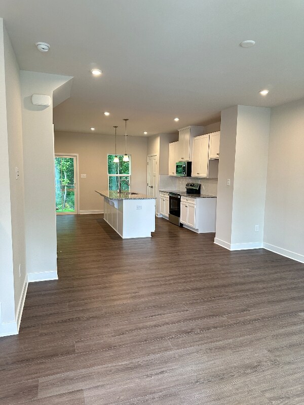 Foto del edificio - 418 bigwood Dr