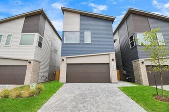 Building Photo - 6804 Troya Ln